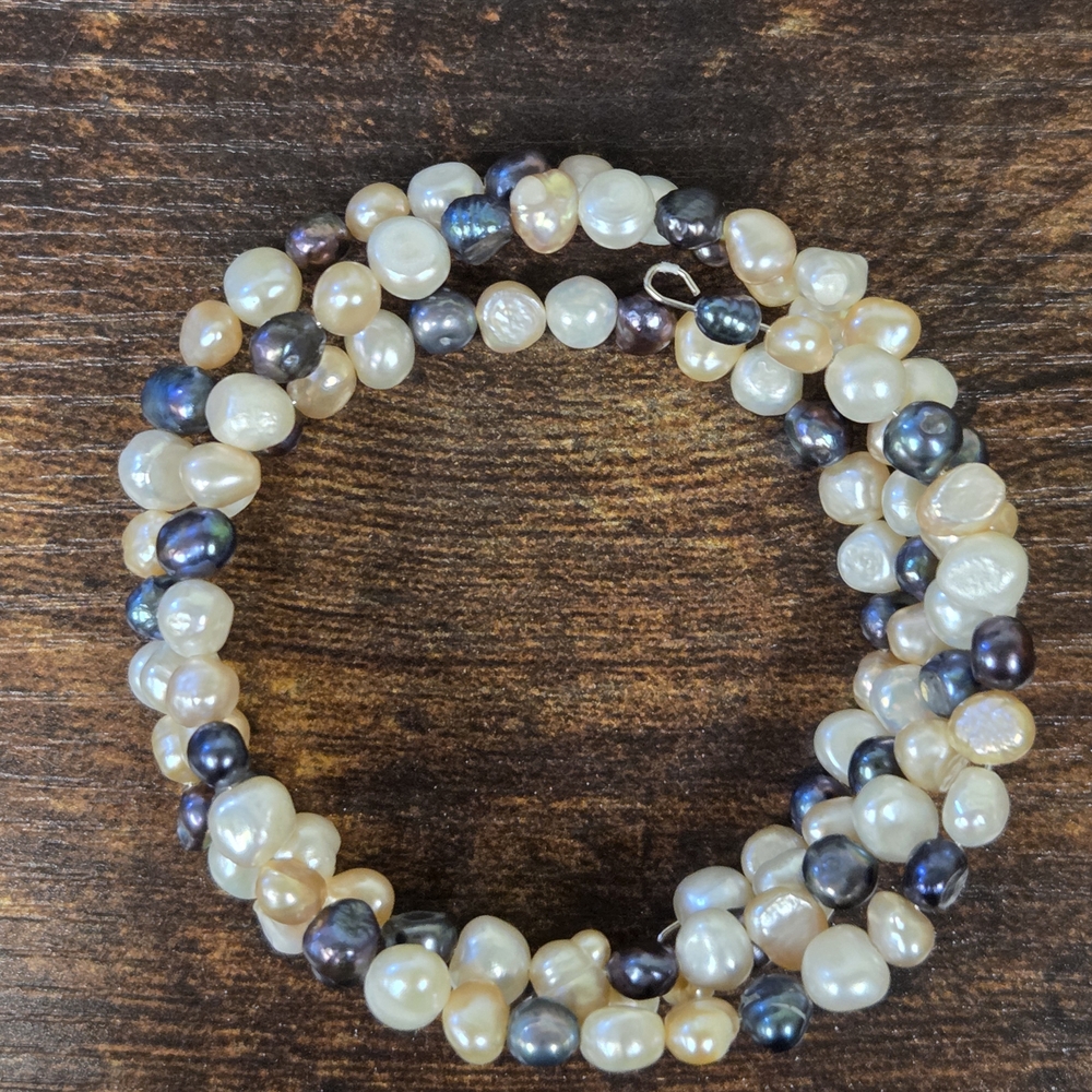 Stauer Freshwater Pearl Memory Wire Bracelet